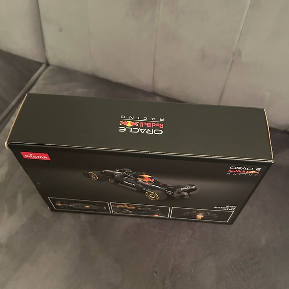 Redbull Rastar Oracle Car !  ! ! - Picture 4 of 11